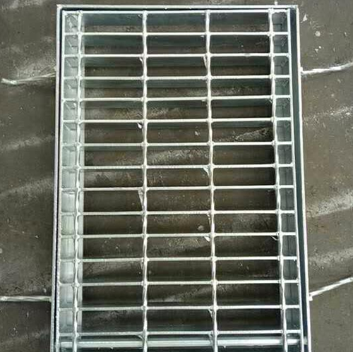 格柵板廠家推薦排水溝格柵板常用規格有405/30/100、505/30/100 格柵板廠家推薦排水溝格柵板常用規格有405/30/100、505/30/100